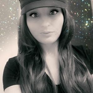 Meet your Posher, Bobbijo